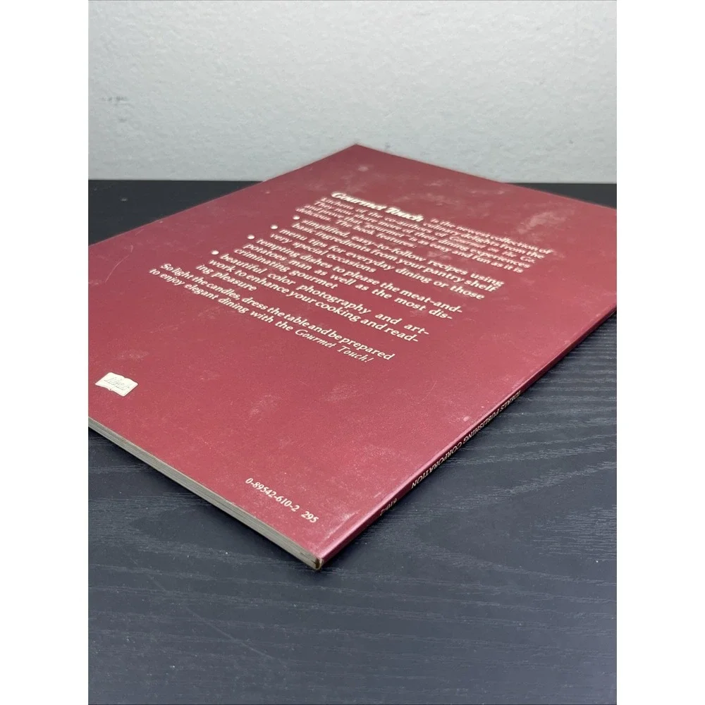 Ideals Gourmet Touch Cookbook 1978 Naomi Arbit June Turner Vintage Recipes